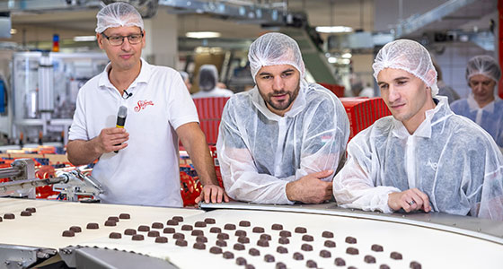 pódiumbeszélgetés