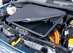 Motortér kábeltároló rekesz